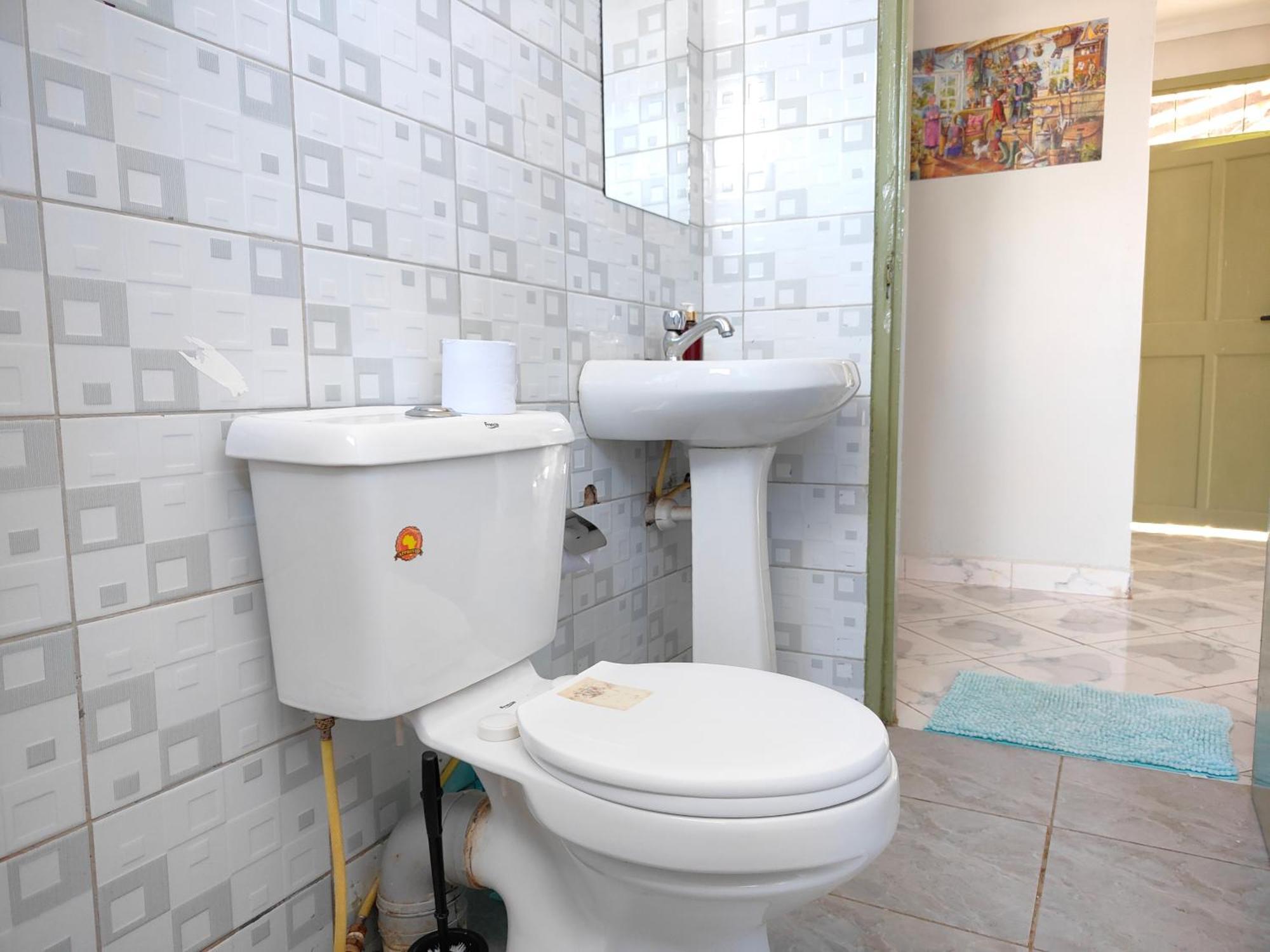 Milimani Drive Livings Apartment Кисуму Екстериор снимка